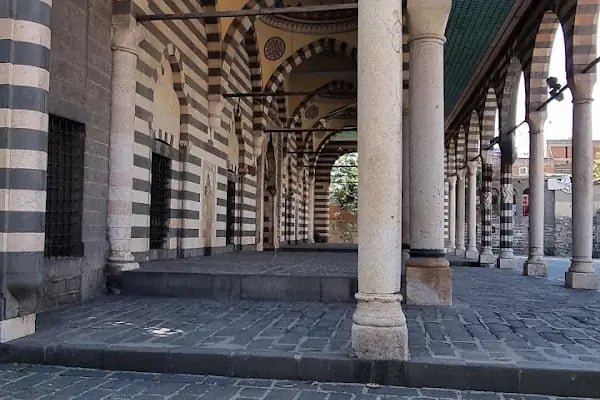 Behram Paşa Camii - Resim 2