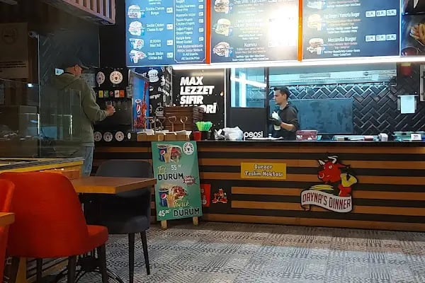 Ünal Restaurant Bistro &amp; Cafe - Resim 11