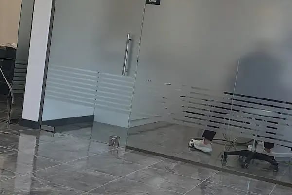Arzu Sarıyıldız Turgutreis Bodrum Diş Kliniği | İmplant ve Dental Estetik Diş Kliniği - Resim 15