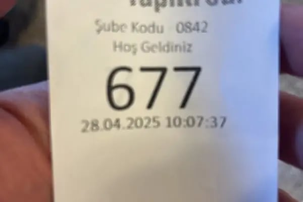 Yapı Kredi - Avcılar Şubesi - Resim 6