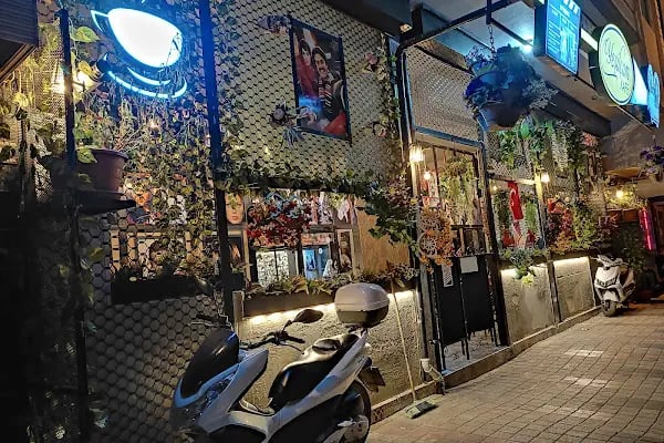 Yeşilçam Cafe - Resim 7