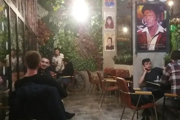 Yeşilçam Cafe - Resim 11