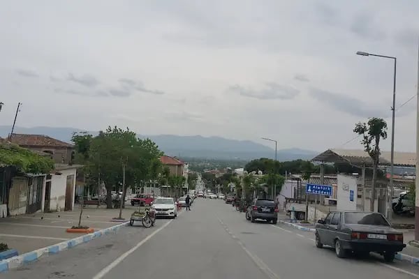 Okan Erbil Kapalı Pazar Yeri - Resim 4