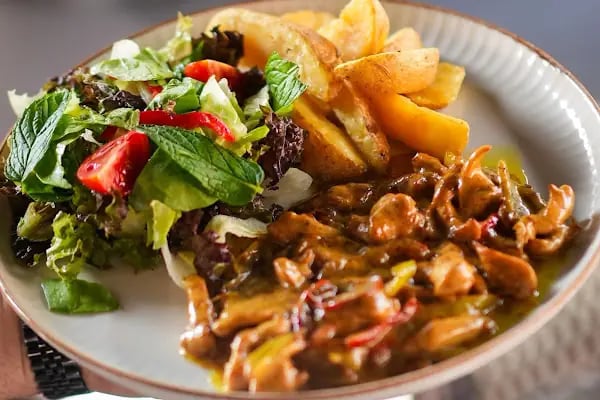 Life Station Cafe - Resim 10