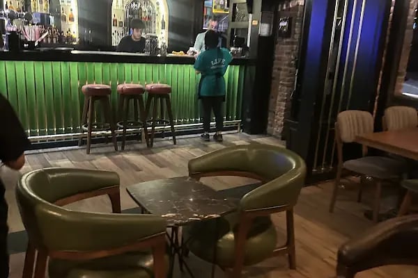 Life Station Cafe - Resim 7