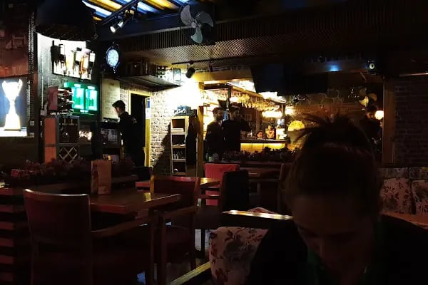 Life Station Cafe - Resim 8
