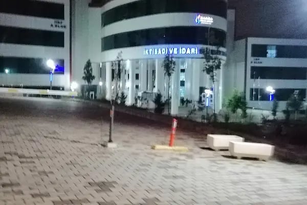 MCBÜ, İktisadi ve İdari Bilimler Fakültesi - Resim 3