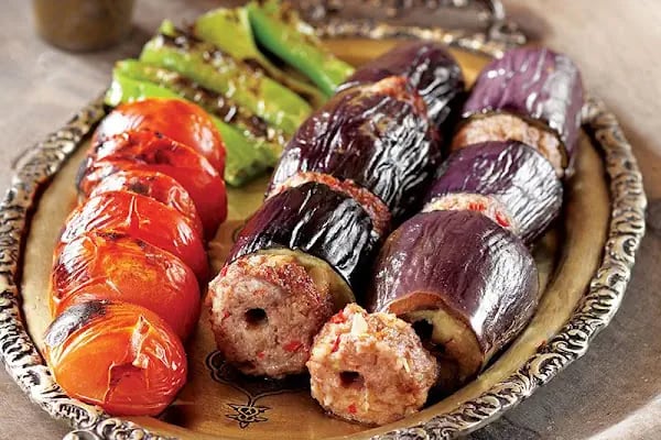 Doktorun Bahçesi - Resim 2