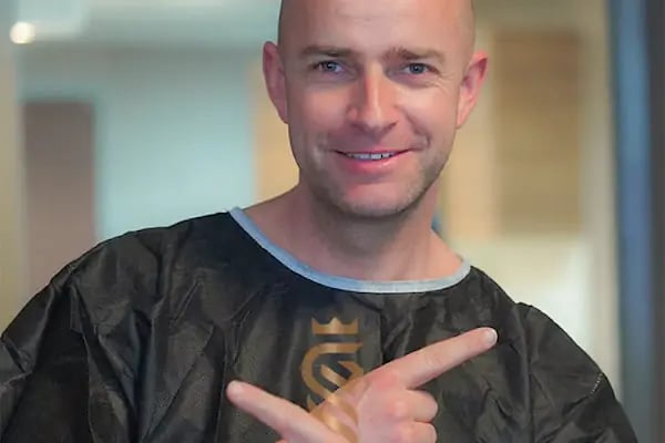 ESTHETICANA - Exclusive Hair Transplant in Turkey - Resim 5