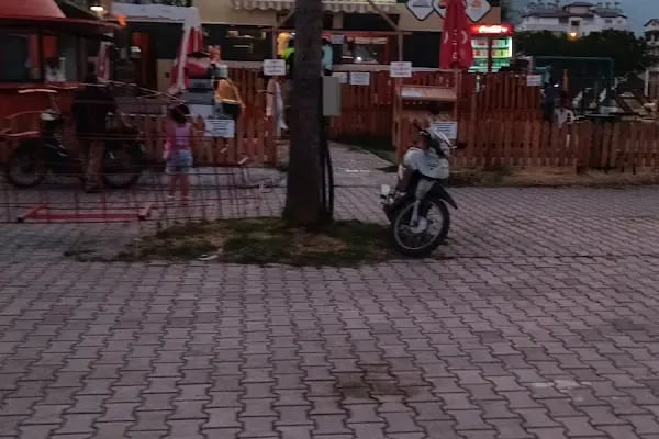 Finike Belediyesi Otobüs kafe - Resim 10