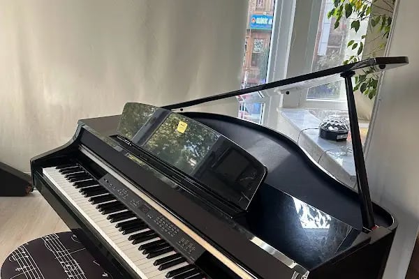 Müzik Sınıfı Sanat Merkezi - Resim 6