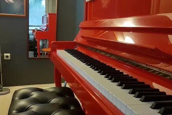 Müzik Sınıfı Sanat Merkezi - Resim 13