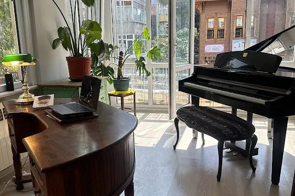 Müzik Sınıfı Sanat Merkezi - Resim 5