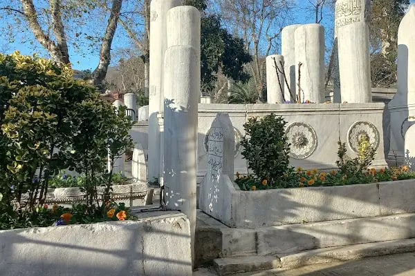Saçlı Ahmet Türbesi - Resim 12