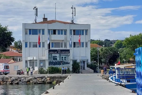 Adalar Belediyesi - Resim 5