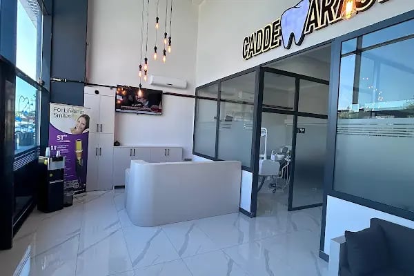 Özel Cadde Arasta Ağız ve Diş Sağlığı Polikliniği - Resim 20