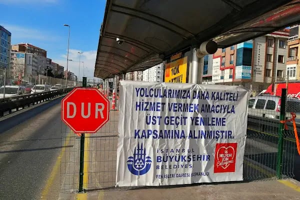 Şükrübey Metrobüs Durağı - Resim 6