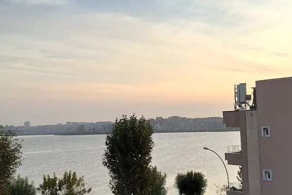 Şükrübey Metrobüs Durağı - Resim 18
