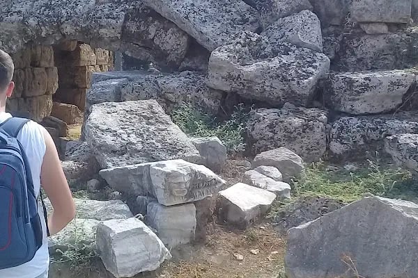 Toparlar Mezarlığı - Resim 10