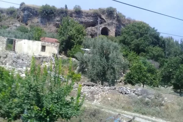 Toparlar Mezarlığı - Resim 7