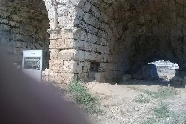 Toparlar Mezarlığı - Resim 12