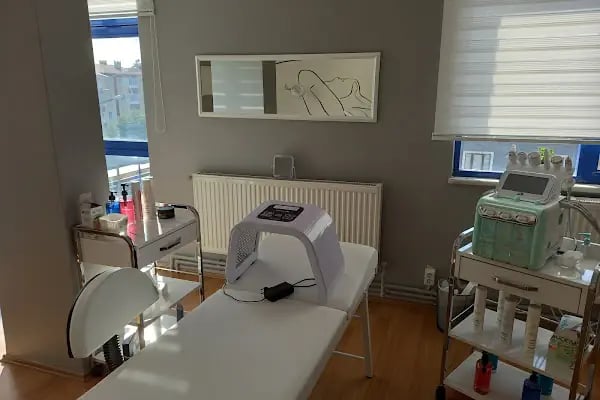 KÜBRA COŞAR BEAUTY ATAŞEHİR - Resim 2