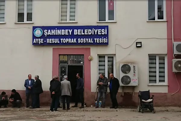 Ayse Resul Toprak Taziye Evi - Resim 2