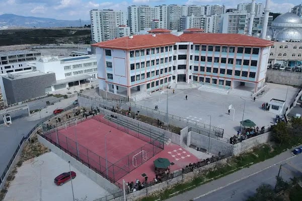 Buca Zeynep - Hasan Erçelebi Anadolu Lisesi - Resim 12
