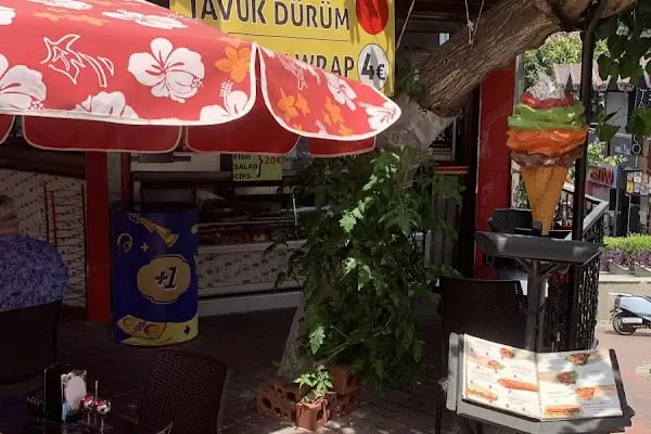 Dali Food &amp; Cafe - Resim 6