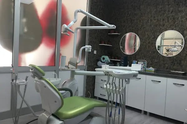 Diş Hekimi Seval Alagöz 7 24 Keçiören implant - Resim 16