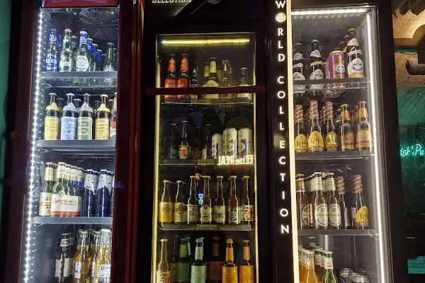 North Sea Irish Pub - Resim 10