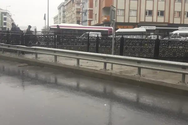 Korkmazlar Petrol Bulut Durağı Total - Resim 10