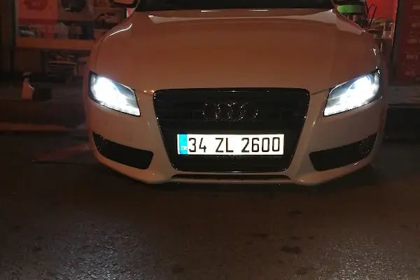 Koç Wash Oto Yıkama ve Kuaför Hizmetleri - Resim 11