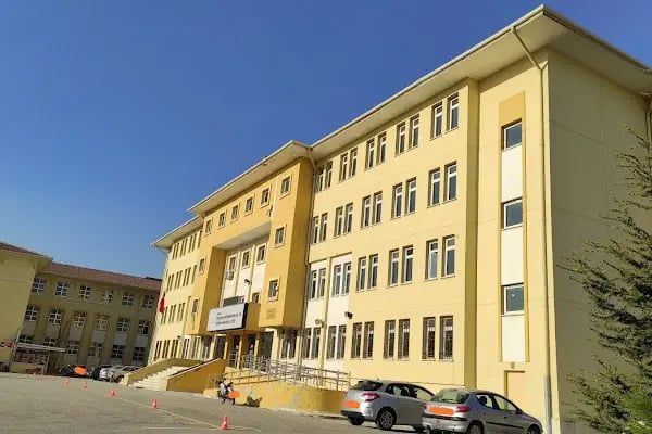 Pursaklar Borsa İstanbul Mesleki ve Teknik Anadolu Lisesi - Resim 1