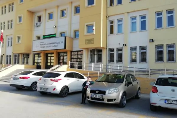 Pursaklar Borsa İstanbul Mesleki ve Teknik Anadolu Lisesi - Resim 12