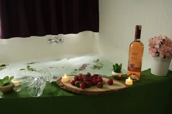 Tek Han Alaçatı Butik Otel - Resim 8