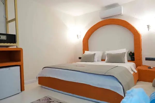 Tek Han Alaçatı Butik Otel - Resim 11