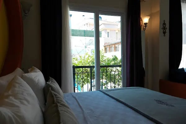 Tek Han Alaçatı Butik Otel - Resim 10