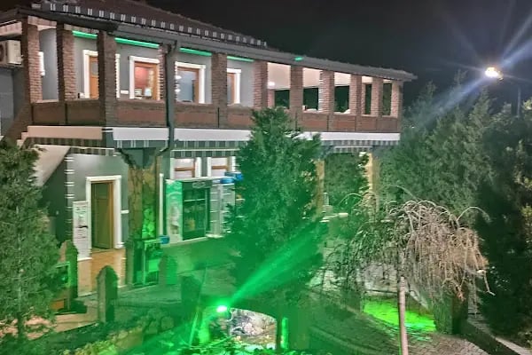 İzzet-i İkram Kebap Etli Ekmek - Resim 12