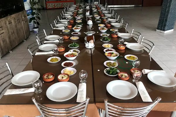 İzzet-i İkram Kebap Etli Ekmek - Resim 6