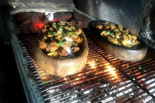 İzzet-i İkram Kebap Etli Ekmek - Resim 3