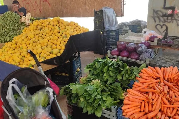 Huzurevleri Kapalı Semt Pazarı - Resim 9