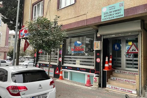 Öz Sirkeci Sürücü Kursu - Resim 2
