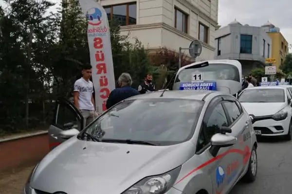 Öz Sirkeci Sürücü Kursu - Resim 17