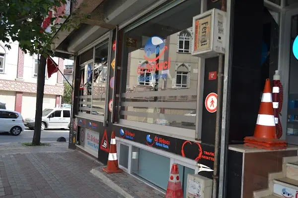Öz Sirkeci Sürücü Kursu - Resim 13