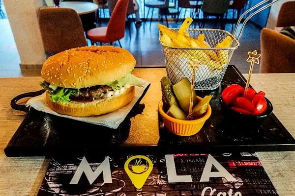 Mola Cafe - Resim 6