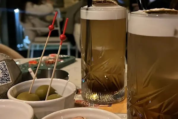 Lucky Lounge &amp; Bistro - Resim 5