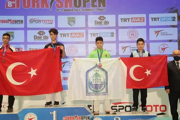 Ayyıldız Spor Kulübü - Resim 1