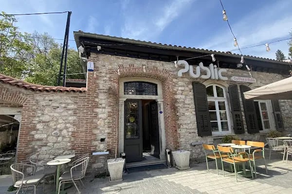 Public Coffee and More - Resim 4