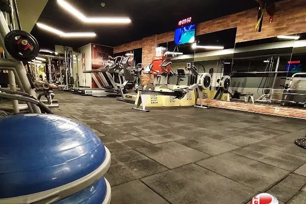 Powerfull Athletic Club - Resim 18